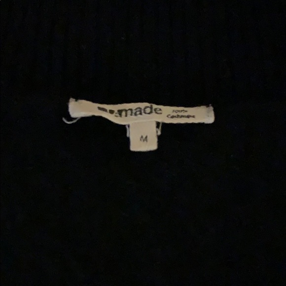 A made sweater - Picture 3 of 5